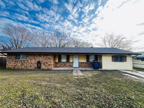 215 Birdwell Road, Corsicana, TX, 75110 | Card Image