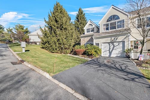 87 Spruce Ridge Drive, Fishkill, NY, 12524 | Card Image