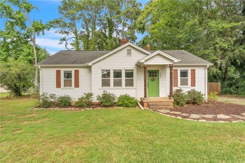 423 Lebanon Rd, Pendleton, SC, 29670-1927 | Card Image