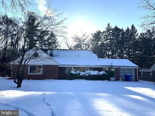 7915 Green Ln, WYNCOTE, PA, 19095-1605 | Card Image