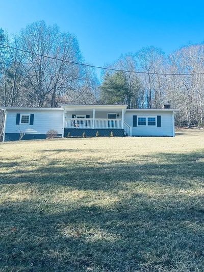 2117 Powerhouse Rd, House other with 3 bedrooms, 2 bathrooms and null parking in Independence VA | Image 3