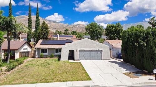 2673 Mercedes Ave, Highland, CA, 92346-1820 | Card Image