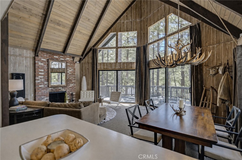 Residential in Pine Mountain Club 3