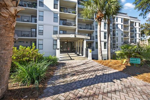apt-c11-34 S Forest Beach Dr, Hilton Head Island, SC, 29928-7421 | Card Image