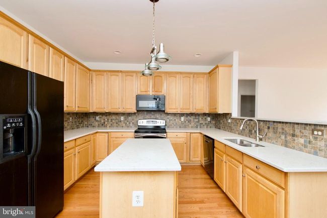 17528 October Glory Loop, House other with 4 bedrooms, 5 bathrooms and null parking in DUMFRIES VA | Image 14