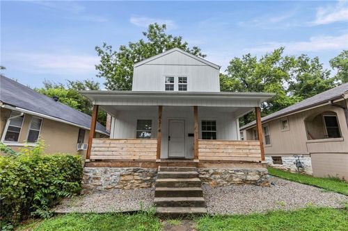 6214 Tracy Ave, Kansas City, MO, 64110-3434 | Card Image