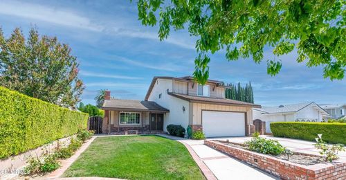 5848 Lake Lindero Dr, Agoura Hills, CA, 91301-1416 | Card Image