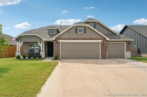 3780 E 144th Pl S, Bixby, OK, 74008-8084 | Card Image