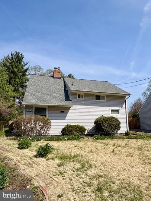 6007 Crawford Dr, ROCKVILLE, MD, 20851-1726 | Card Image