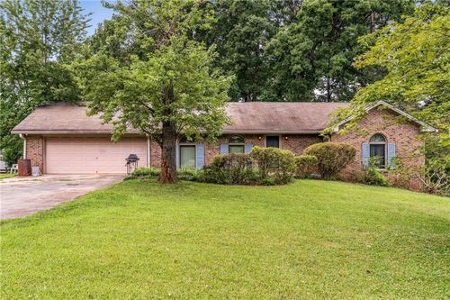 734 Old Tucker Rd, Stone Mountain, GA, 30087-2822 | Card Image