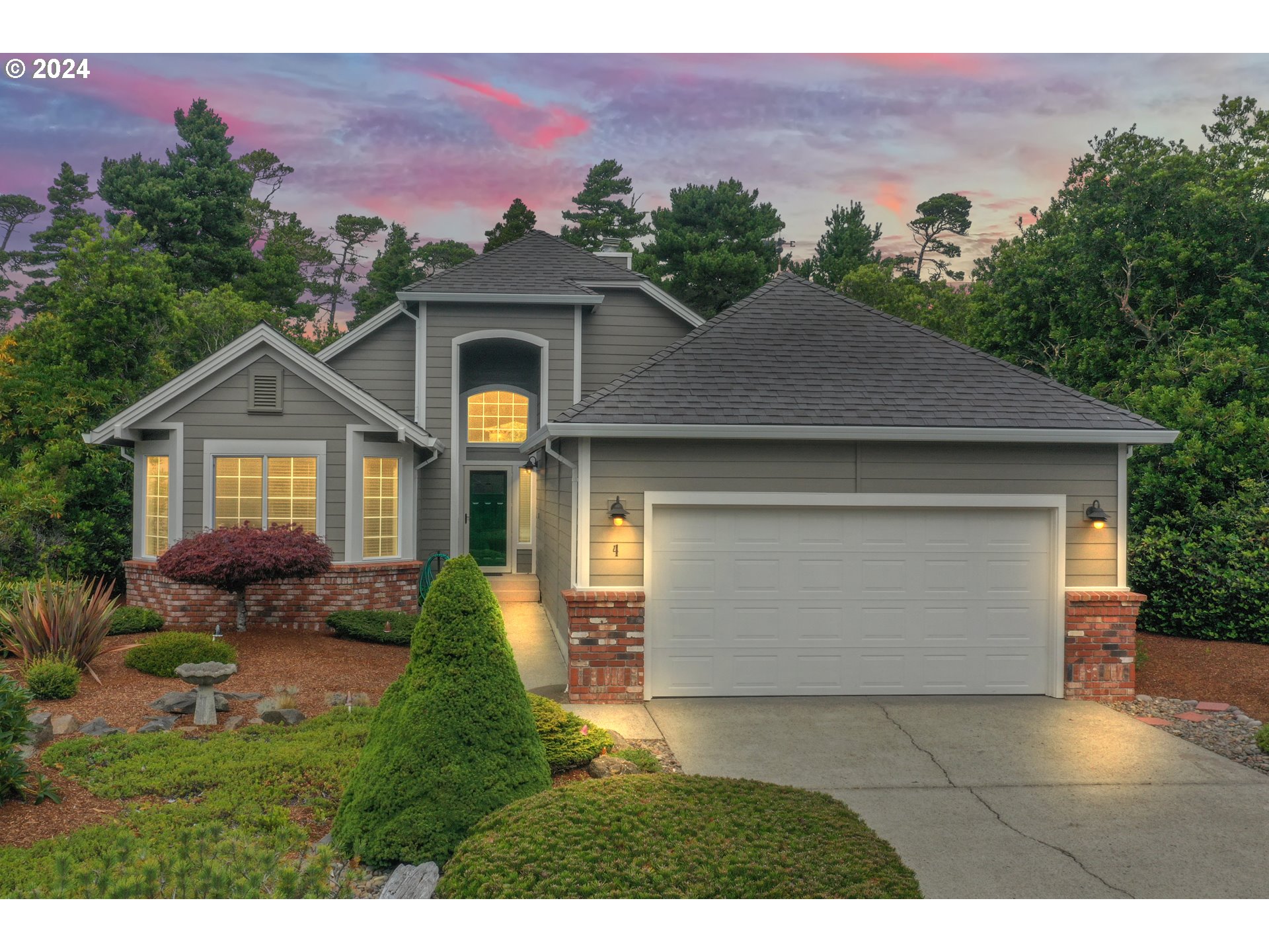 Mariners Ln, Florence, OR 97439