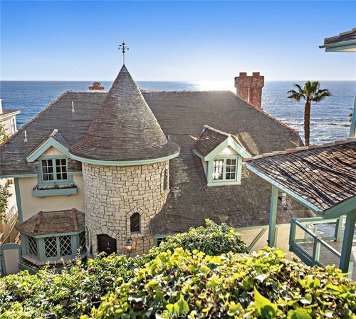 31971 Coast Hwy, Laguna Beach, CA, 92651-6867 | Card Image