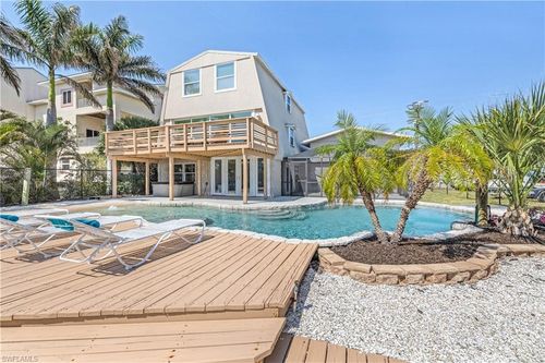 3128 Stringfellow Rd, SAINT JAMES CITY, FL, 33956-2342 | Card Image