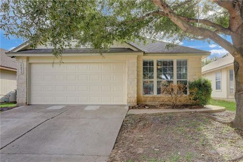 15215 Parrish Ln, Austin, TX, 78725-2917 | Card Image