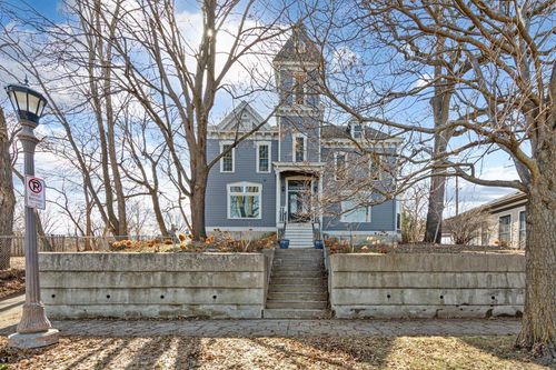 apt-5-307 Walnut St, Saint Paul, MN, 55102-2484 | Card Image