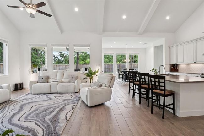 16007 Ruby Laurel Ct, House other with 4 bedrooms, 4 bathrooms and 3 parking in Conroe TX | Image 9