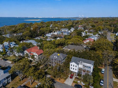 7 William St, Mount Pleasant, SC, 29464-5039 | Card Image