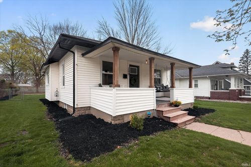 209 N Sunnyside Ave, South Bend, IN, 46617-3331 | Card Image