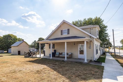 303 W Main St, Lewisville, IN, 47352 | Card Image