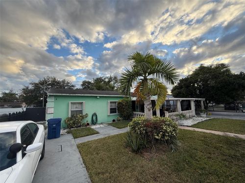 1320 Nw 86th St, Miami, FL, 33147-4345 | Card Image