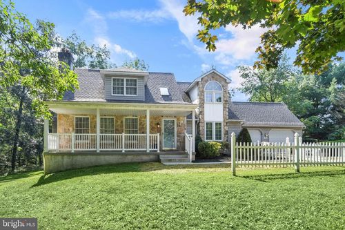400 Reitnour Rd, SPRING CITY, PA, 19475-2706 | Card Image