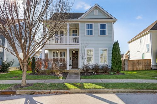 3213 Vinemont Dr, Thompsons Station, TN, 37179-2924 | Card Image