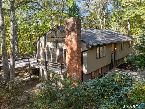 34 Dorethy Rd, Redding, CT, 06896-2912 | Card Image