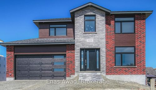 {{alt}} | Card Image