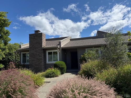 2221 Knolls Dr, Santa Rosa, CA, 95405 | Card Image