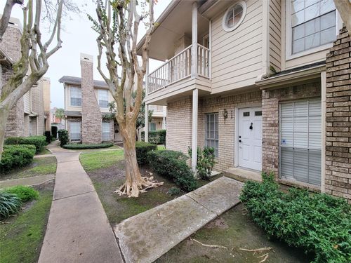 2405-7575 Cambridge St, Houston, TX, 77054-2041 | Card Image