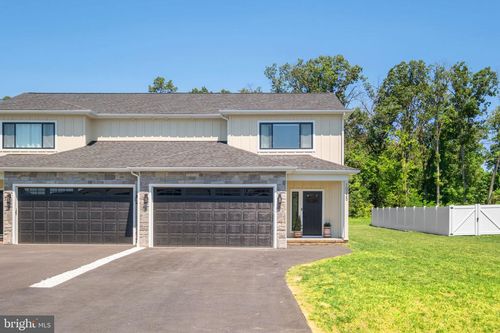 10235 Dalmatian Dr, MCGAHEYSVILLE, VA, 22840-2460 | Card Image