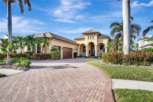 1813 Harbour Cir, CAPE CORAL, FL, 33914 | Card Image