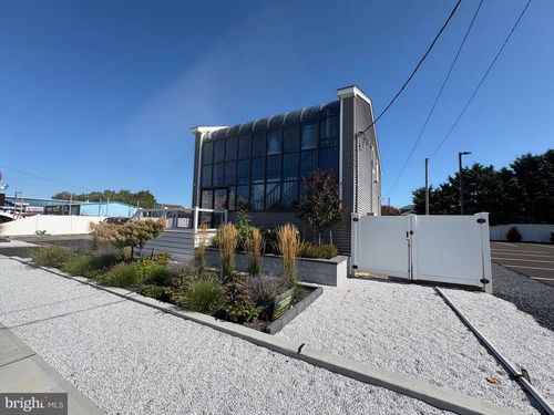 ste-c-319 W 8th St, SHIP BOTTOM, NJ, 08008-4606 | Card Image