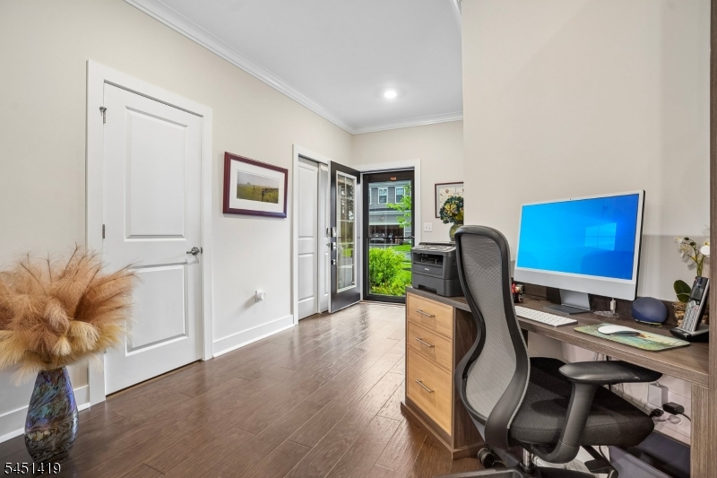 Residential in Morris Plains Boro 4