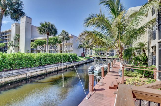 UNIT-202 - 16 Royal Palm Way, Condo with 2 bedrooms, 2 bathrooms and null parking in Boca Raton FL | Image 35
