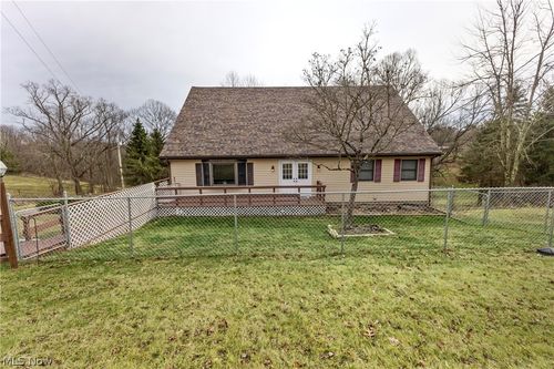 140 Iris Ln, Colliers, WV, 26035-1362 | Card Image