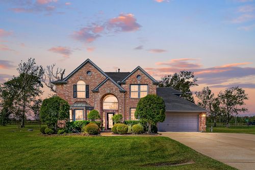 8991 Water Point Dr, Beach City, TX, 77523-9817 | Card Image