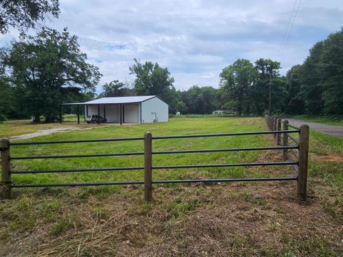TBD Giraffe, Gilmer, TX, 75644 | Card Image