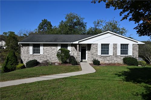 124 Valleycrest Dr, Cecil, PA, 15321-1138 | Card Image