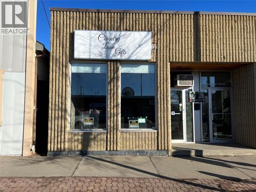 101-900 102 Ave, Dawson Creek, BC, V1G2B7 | Card Image