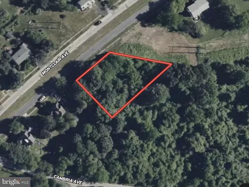 51 Montclair Ave, COATESVILLE, PA, 19320-3945 | Card Image