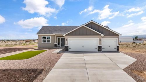 545 N Idledale Dr, Pueblo West, CO, 81007 | Card Image