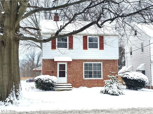 464 E 250th St, Euclid, OH, 44132-1874 | Card Image