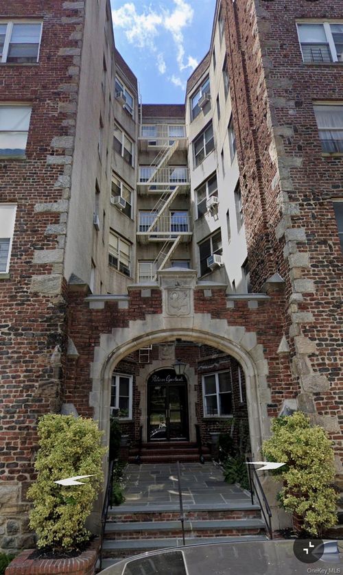 2a-305 Sixth Ave, Pelham, NY, 10803-1226 | Card Image