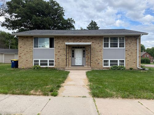 305 N Van Buren Ave, Springfield, MN, 56087-1546 | Card Image
