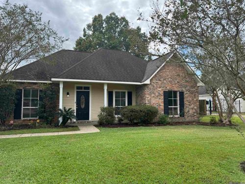 10296 Carter Hills Ave, Denham Springs, LA, 70726-6457 | Card Image