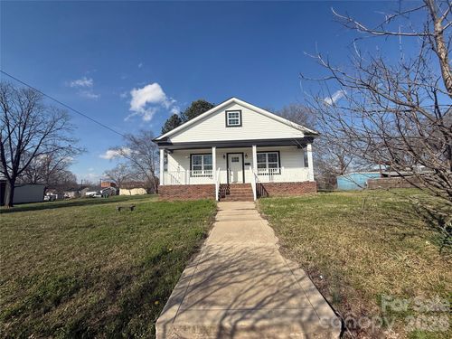 417 E Virginia Ave, Bessemer City, NC, 28016-2346 | Card Image