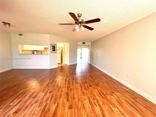 apt-210e-12550 Sw 15th St, Pembroke Pines, FL, 33027-6841 | Card Image