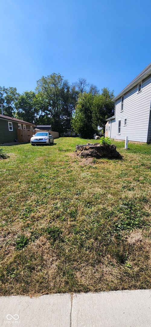 2150 Bellefontaine St, Indianapolis, IN, 46202-1858 | Card Image