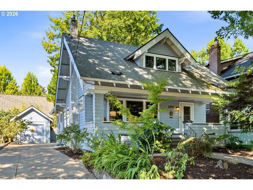 2747 Ne 15th Ave, Portland, OR, 97212 | Card Image